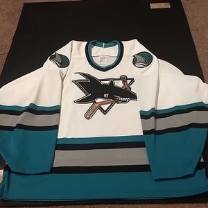 San Jose Sharks Vintage CCM Jersey Size Large